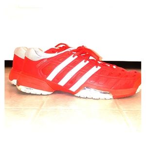 adidas Feather Tennis Shoes Size 11